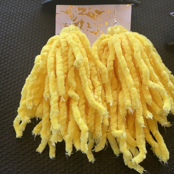 Earrings - Picture 2 of 2